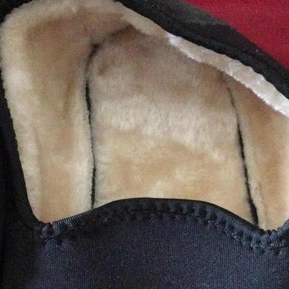 KOZikicks Slippers - Picture 4 of 7